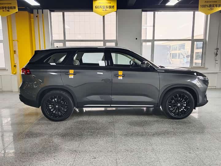 Фото 2 - Changan CS75