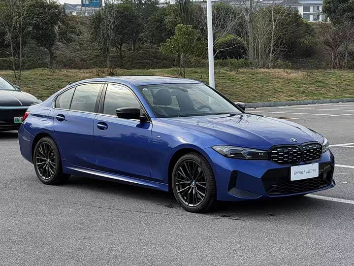 Фото 3 - BMW 3 Series