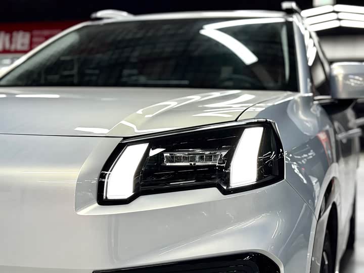 Фото 5 - GAC Aion V