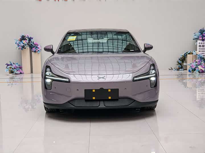 Фото 2 - XPeng Mona M03