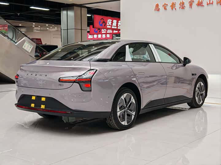 Фото 6 - XPeng Mona M03