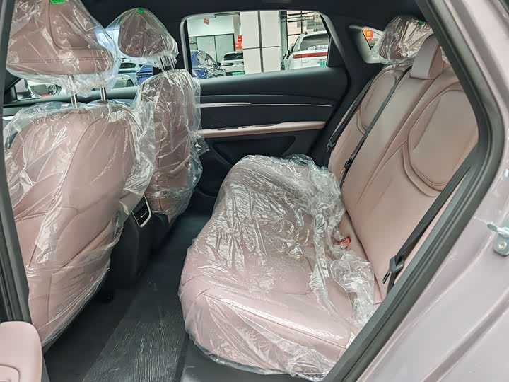 Фото 9 - XPeng Mona M03