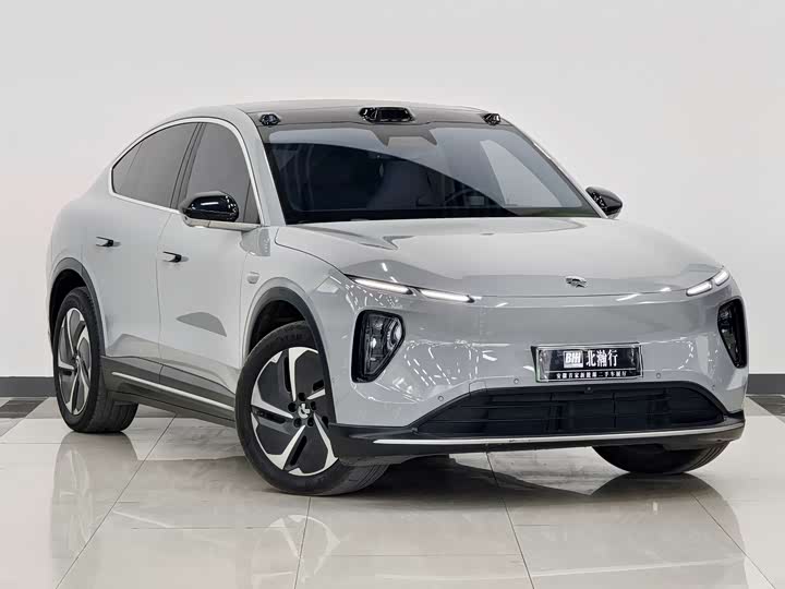 Фото 3 - Nio EC6