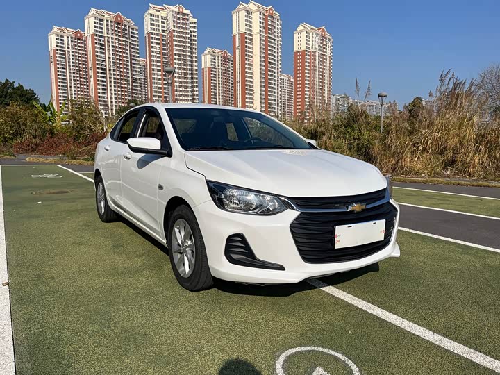 Фото 3 - Chevrolet Onix (Cavalier)