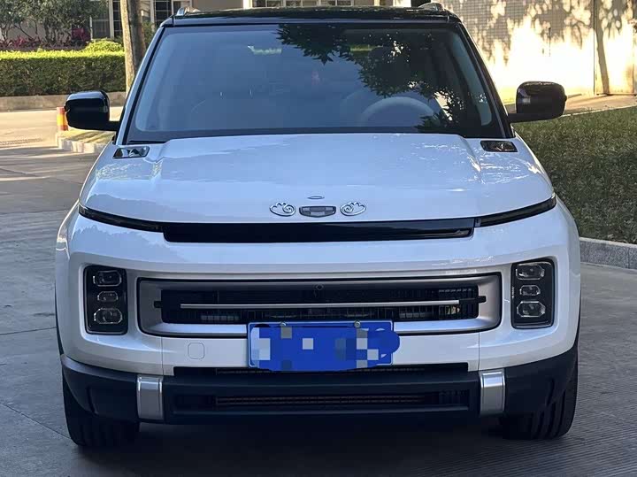 Фото 2 - Geely Icon