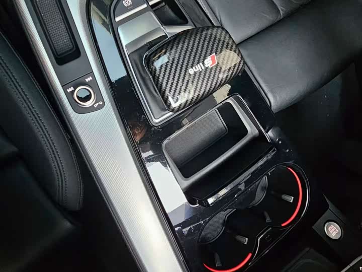 Фото 5 - Audi A5