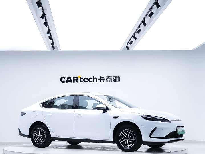 Фото 4 - BYD Seal 05 DM-i Hybrid