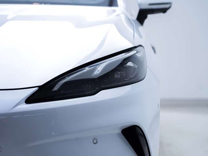 Фото 8 - BYD Seal 05 DM-i Hybrid