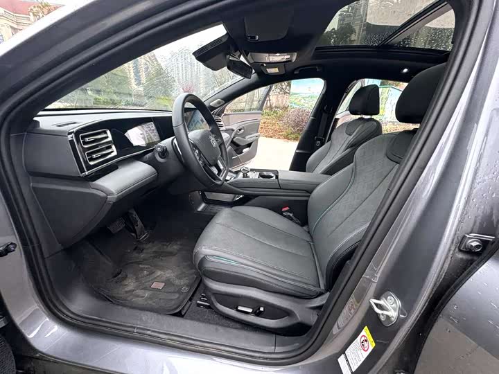 Фото 6 - BYD Qin L