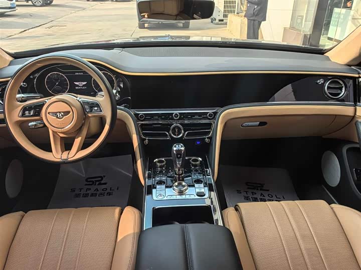 Фото 7 - Bentley Flying Spur