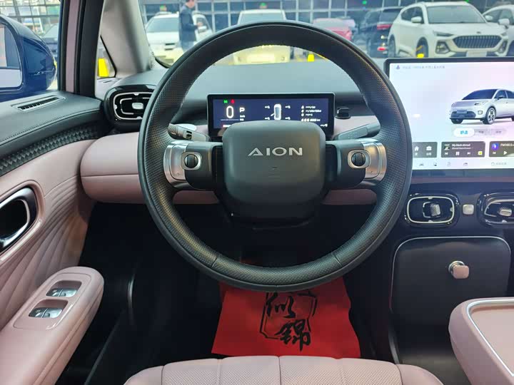 Фото 8 - GAC Aion UT