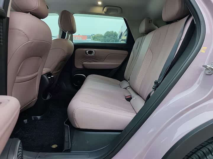 Фото 9 - GAC Aion UT