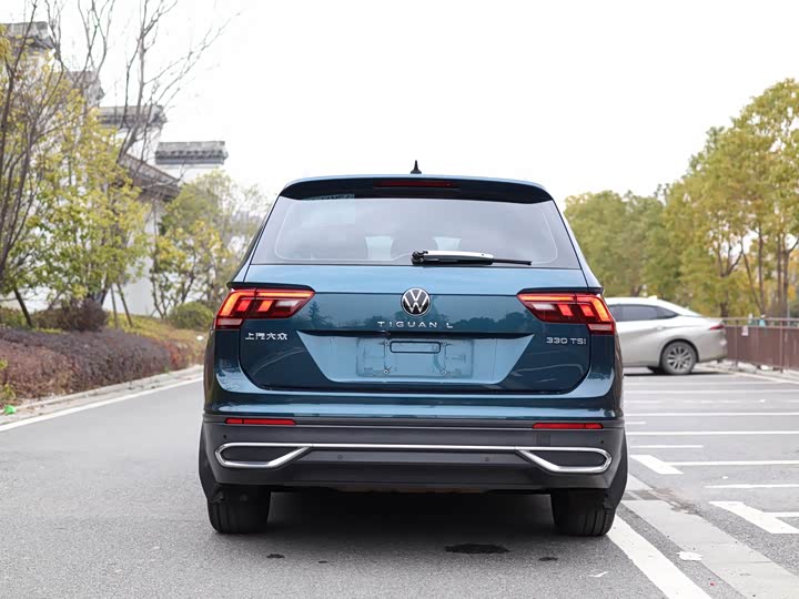 Фото 6 - Volkswagen Tiguan L Pro