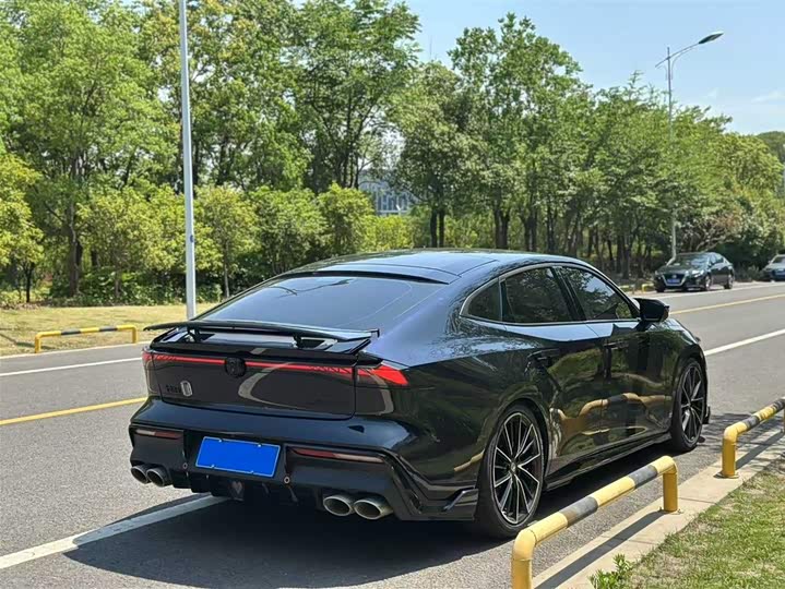 Фото 5 - Changan UNI-V