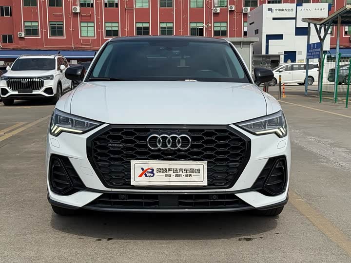 Фото 2 - Audi Q3 Sportback