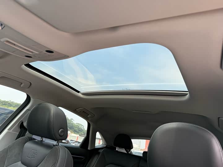 Фото 9 - Audi Q3 Sportback