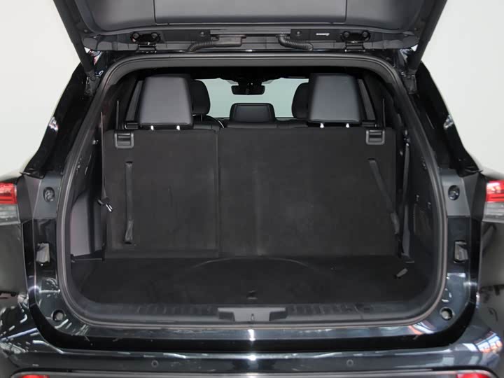 Фото 7 - Toyota Crown Kluger