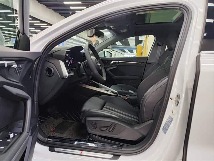 Фото 4 - Audi A3