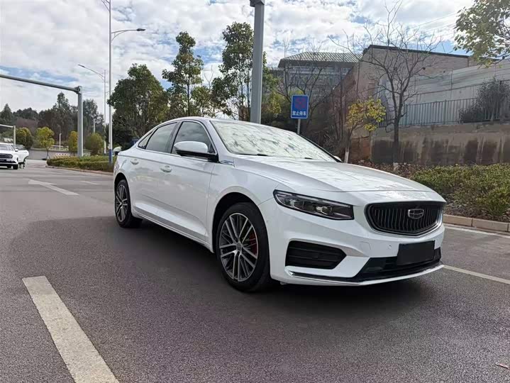 Photo 3 - Geely Preface