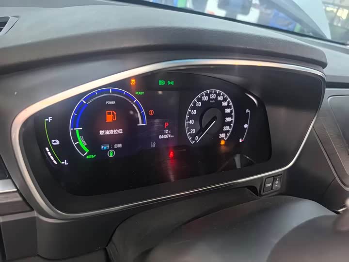 Фото 8 - Honda Elysion