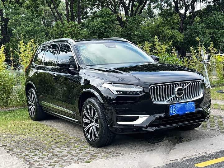 Фото 3 - Volvo XC90