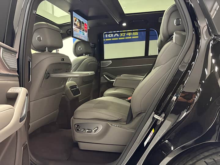 Фото 9 - Denza N9