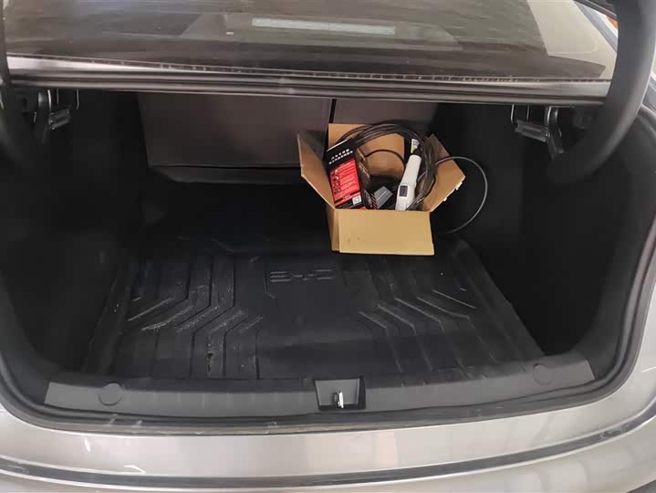 Фото 4 - BYD Seal 05 DM-i Hybrid