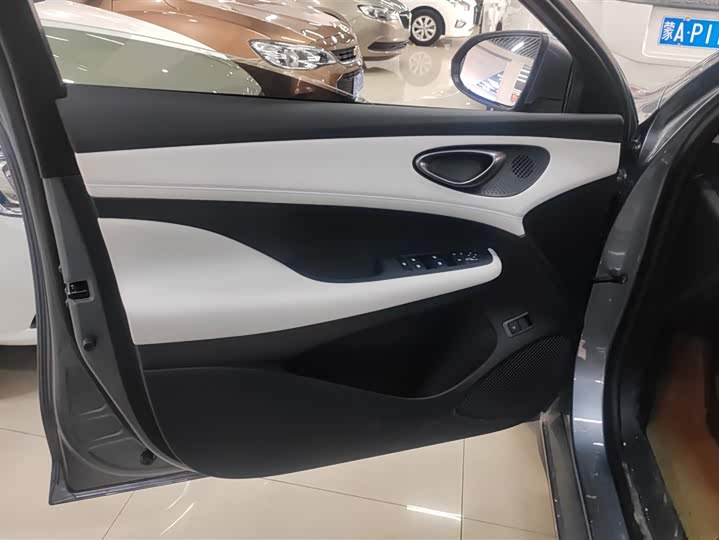 Фото 7 - BYD Seal 05 DM-i Hybrid