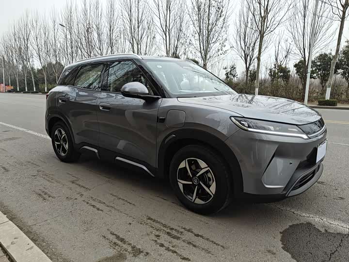 Фото 3 - BYD Yuan Up