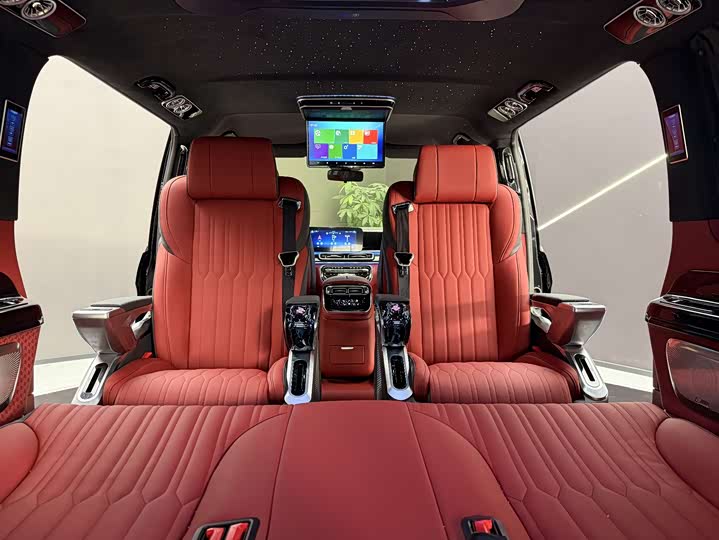 Фото 9 - Mercedes-Benz Vito