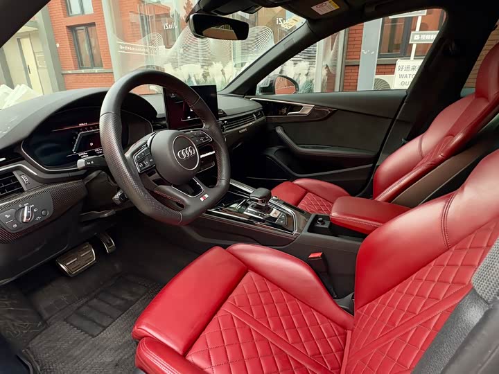 Фото 9 - Audi S4