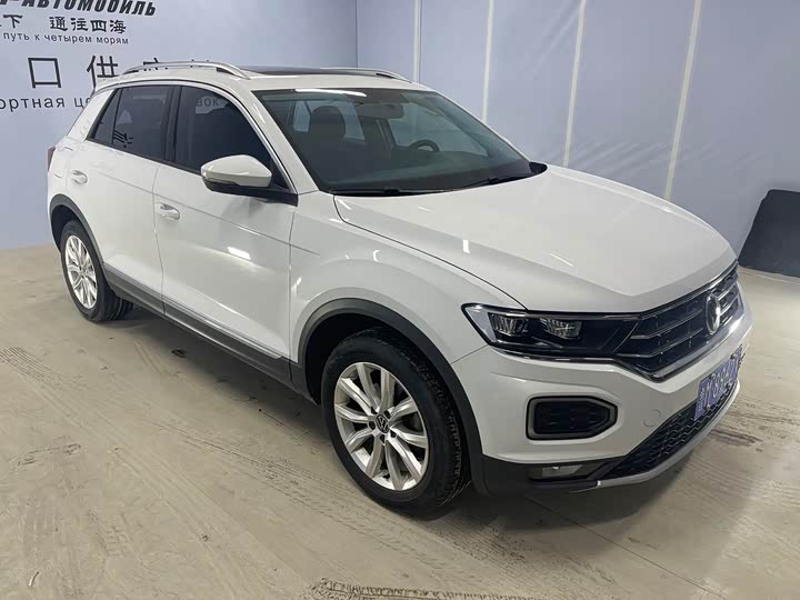 Фото 3 - Volkswagen T-Roc