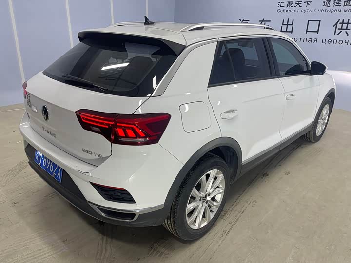 Фото 4 - Volkswagen T-Roc