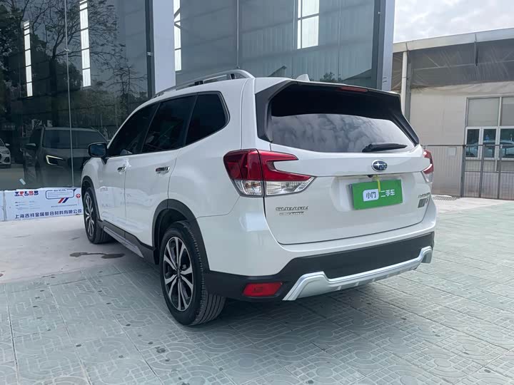 Фото 6 - Subaru Forester