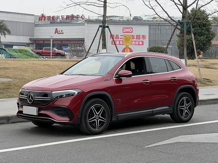 Фото 1 - Mercedes-Benz EQA