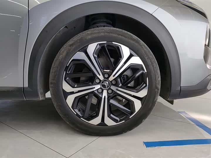 Фото 6 - Citroen C5 X