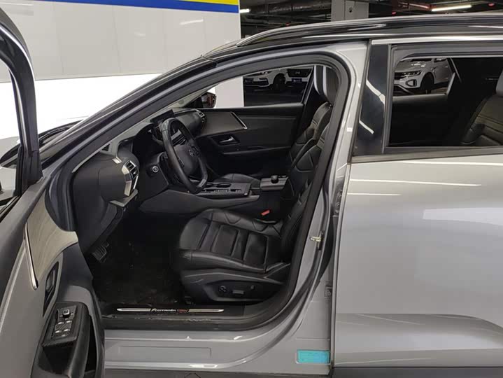 Фото 9 - Citroen C5 X