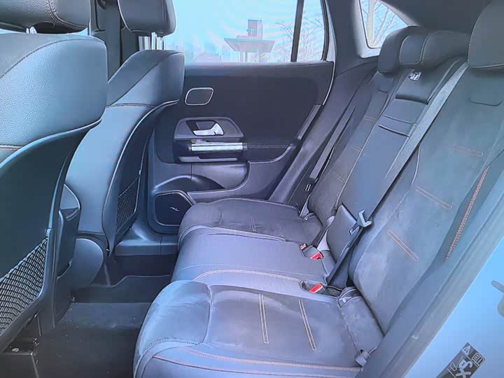 Фото 3 - Mercedes-Benz GLA-Class AMG