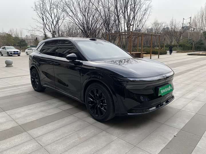 Фото 3 - Zeekr 7X