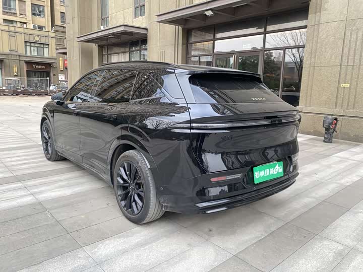 Фото 7 - Zeekr 7X