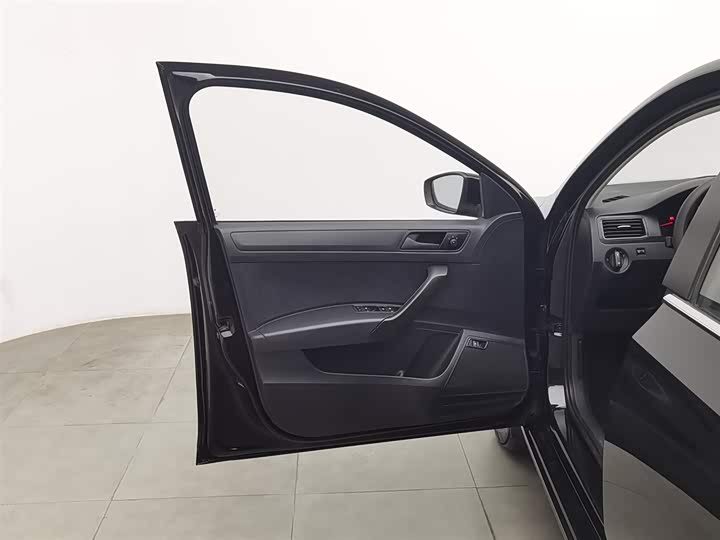 Фото 8 - Volkswagen Santana