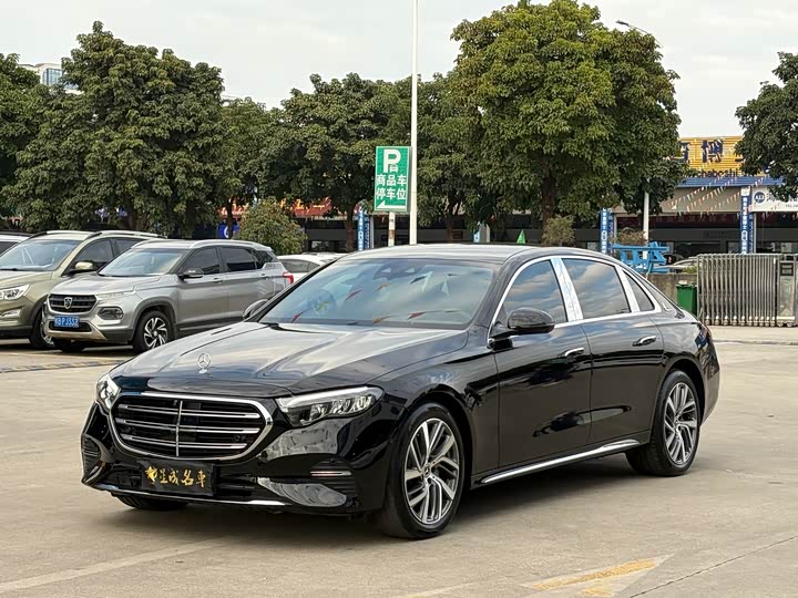 Photo 1 - Mercedes-Benz E-Class