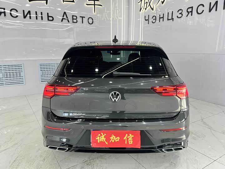 Фото 3 - Volkswagen Golf