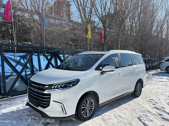 Фото 1 - Maxus G50