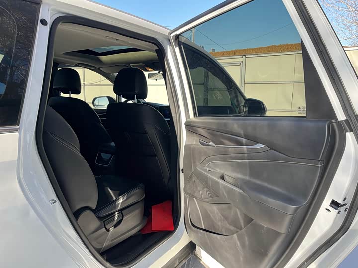 Фото 9 - Maxus G50