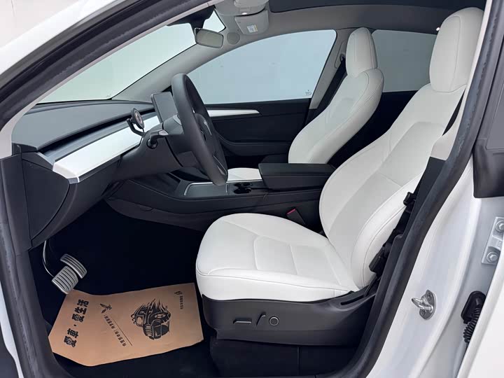 Фото 5 - Tesla Model Y