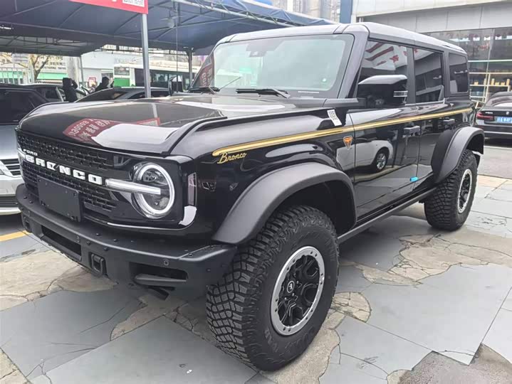 Фото 1 - Ford Bronco