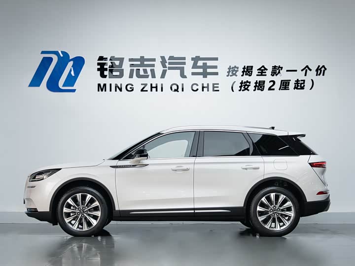 Фото 7 - Lincoln Corsair