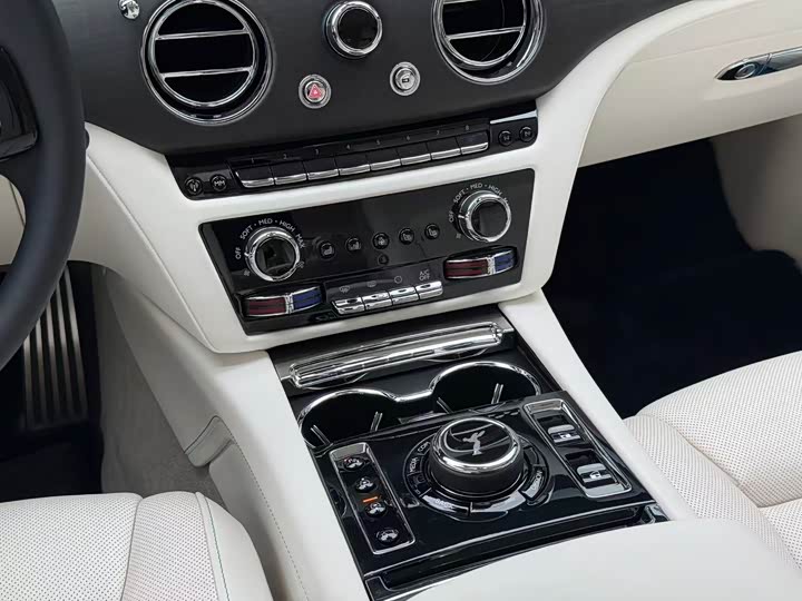 Фото 8 - Rolls-Royce Ghost