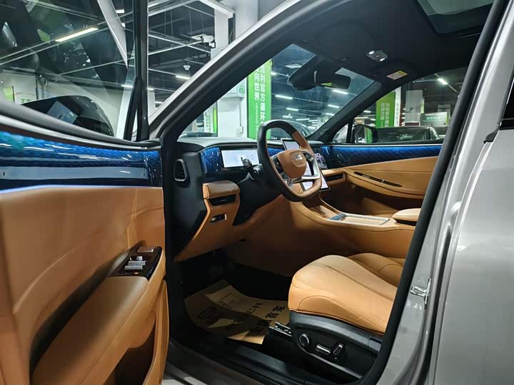 Фото 8 - Geely Galaxy L7